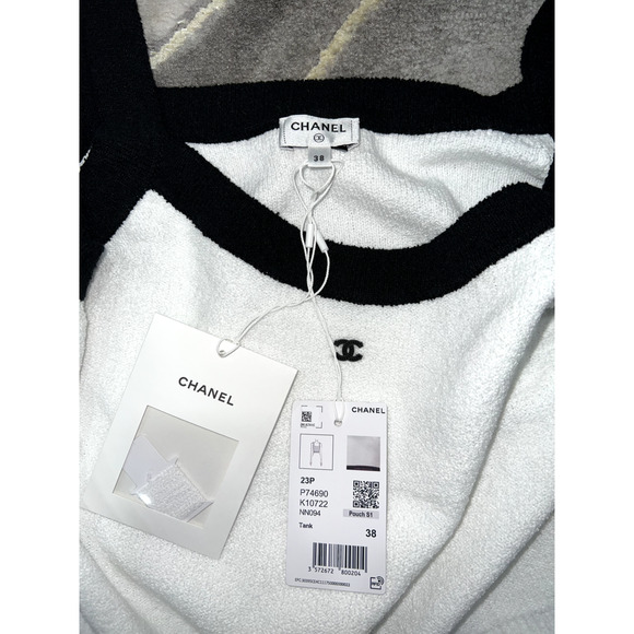 Chanel 23P White Black CC Logo Ribbed Hem Stretch Cotton Knit Top Tank Shirt 38 - Picture 8 of 12